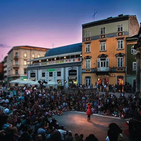 Stunning In Дом отдыха *