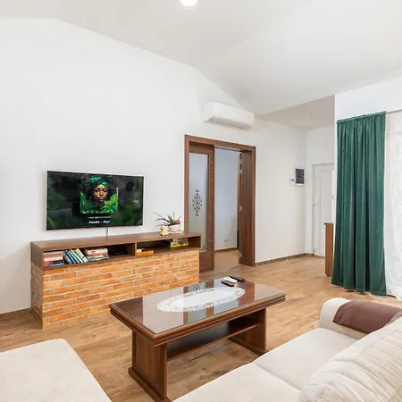 بيت للعطل Stunning In بولا